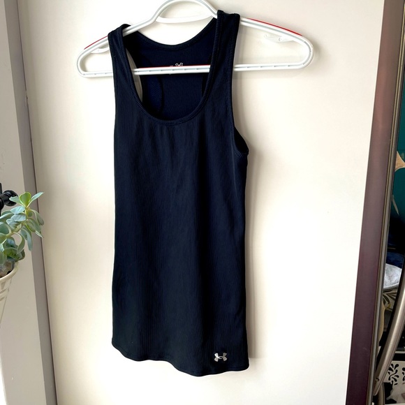 UA Heatgear quick dry tank - Picture 1 of 3